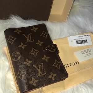✨SOLD✨Louis Vuitton agenda pm